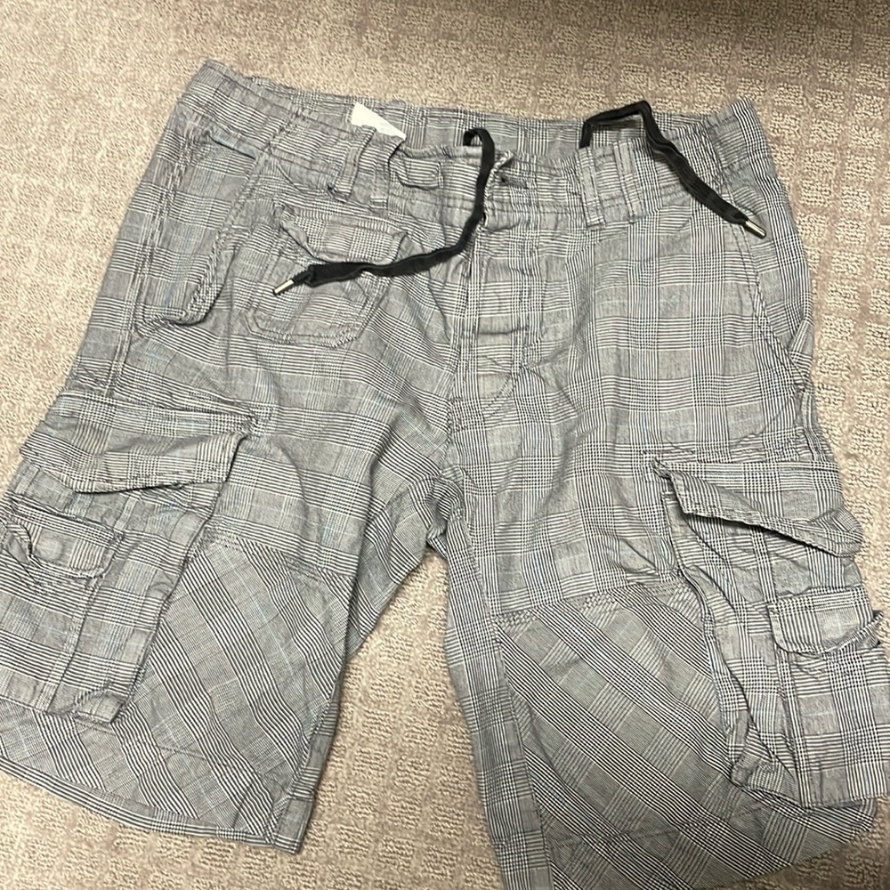 SIZE 34 DIESEL SHORTS AUTHENTIC  AND LIKE NEW